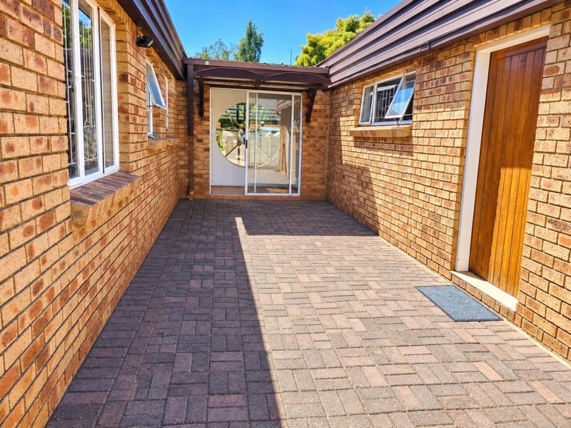 4 Bedroom Property for Sale in Sasolburg Ext 4 Free State